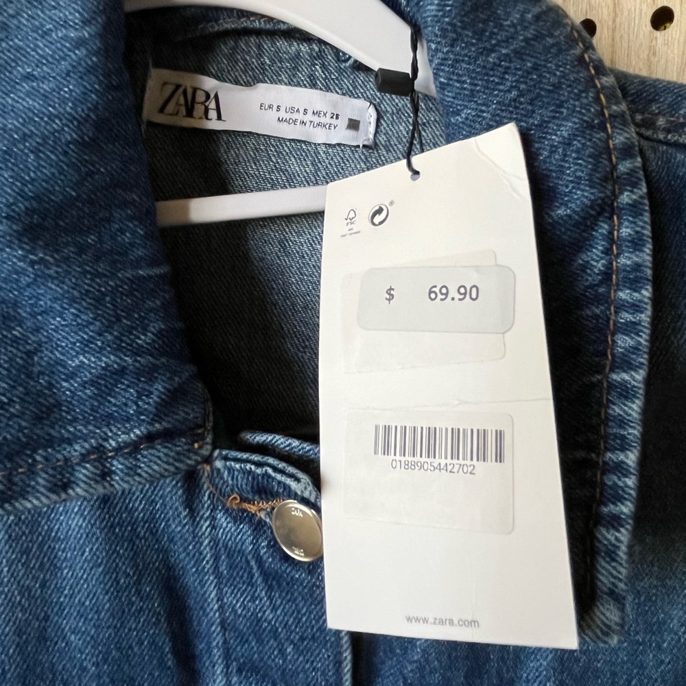 Zara ~ Stretch Jean Jacket - Picture 3 of 9